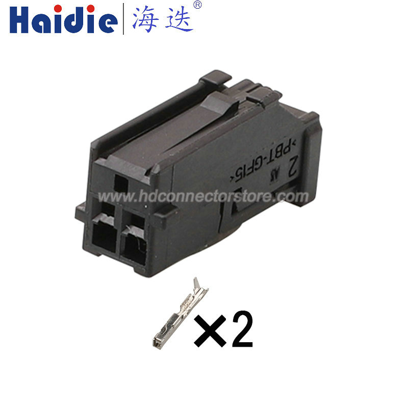 Auto connector 2138557-1