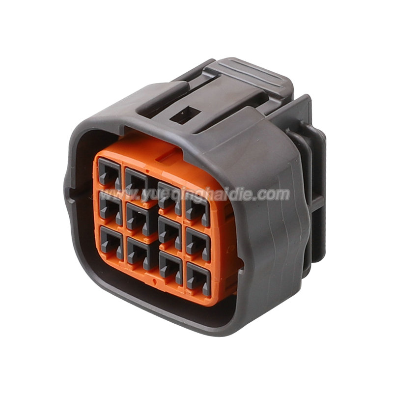 Auto Connector 6189-0712