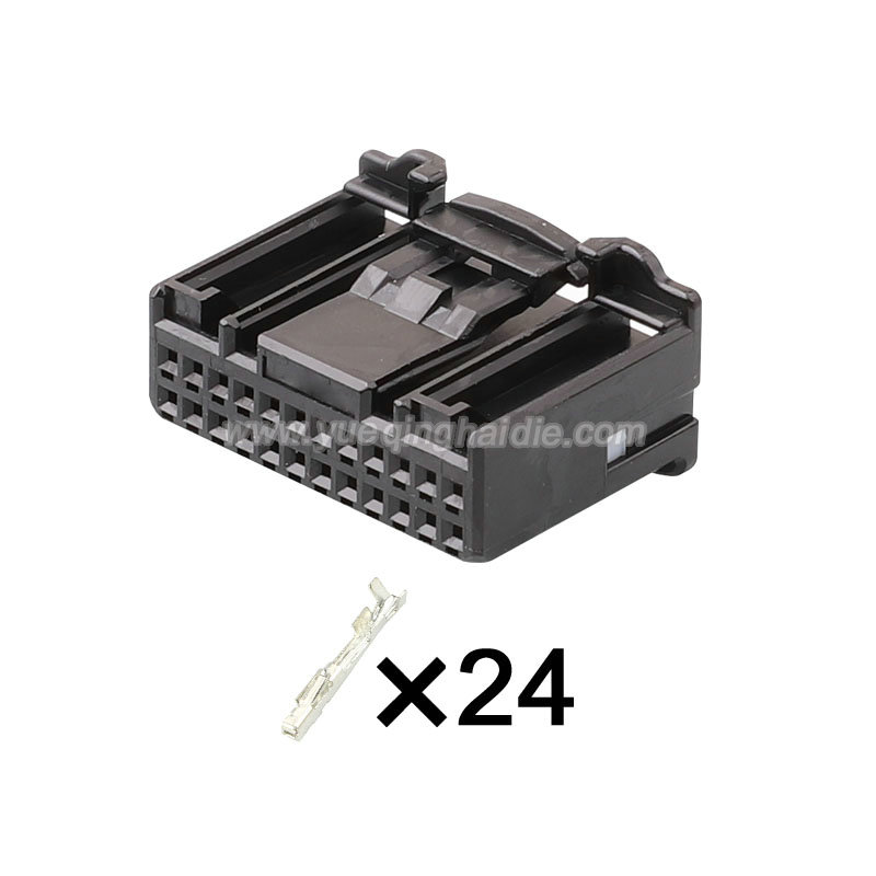 connector 1379668-1