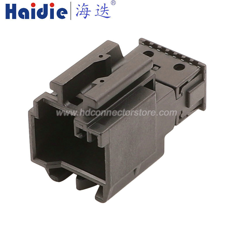 Auto connector 1-1719843-1