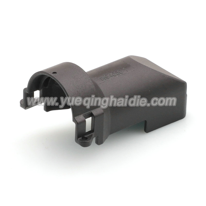 Cover 9-1394050-1