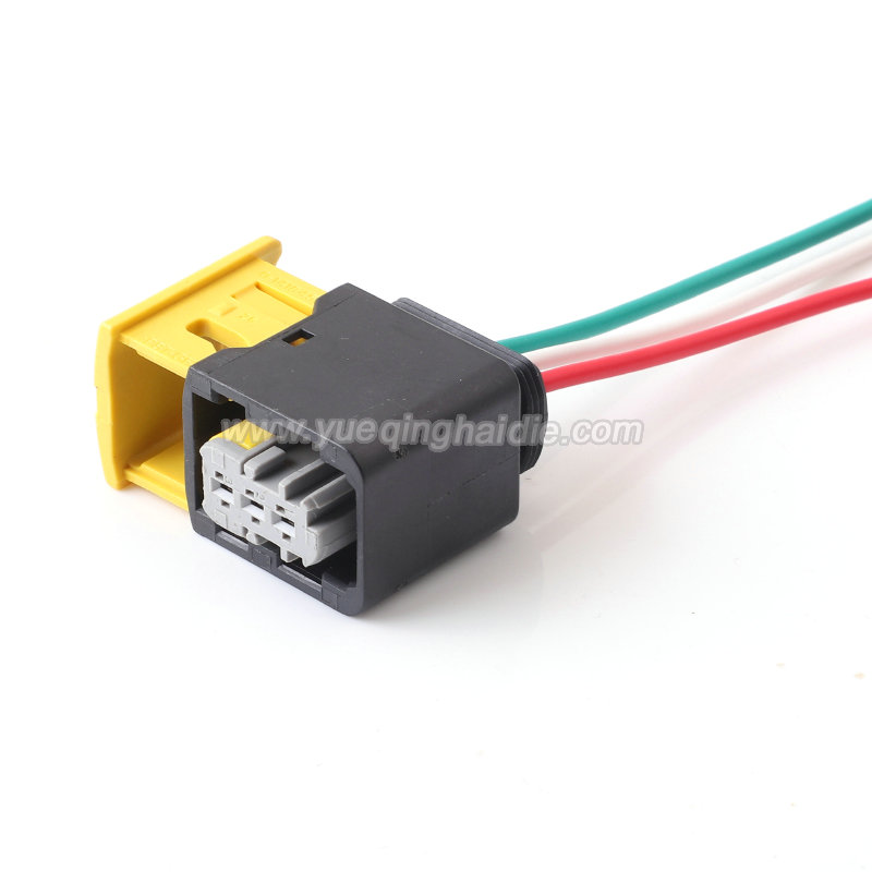 Wire Harness  2-1418448-1  18AWG 20CM