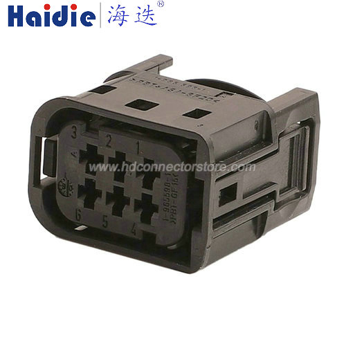 Auto connector 1-967332-1