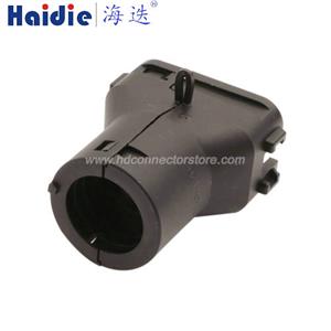 Back shell 1028-043-1205