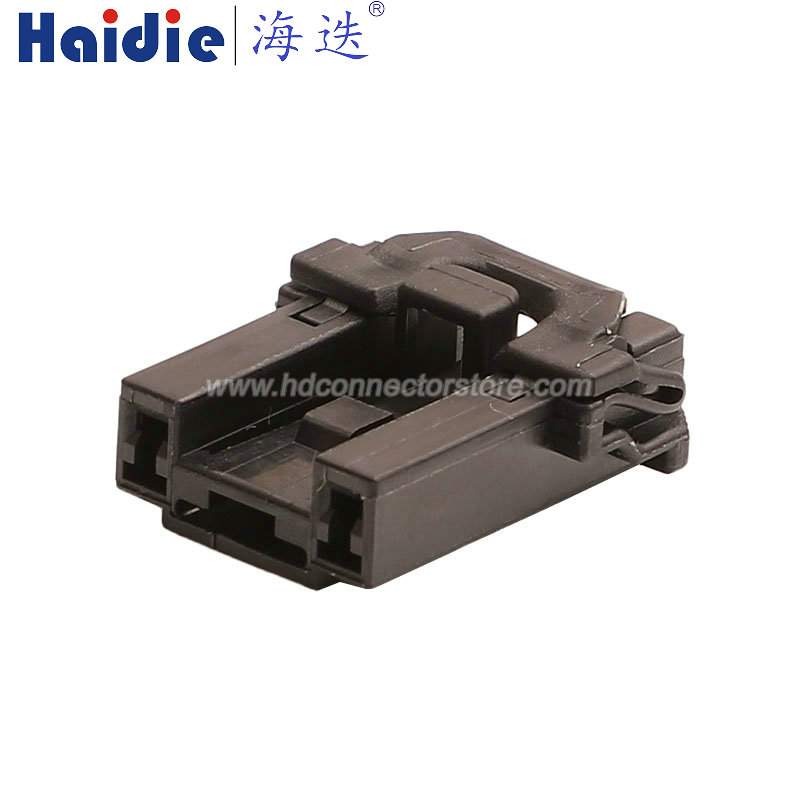 connector with terminal 7123-7821-30