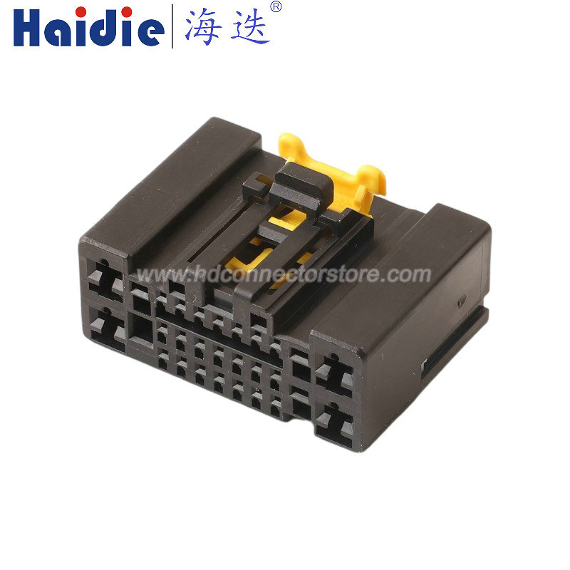 Auto connector 35455545