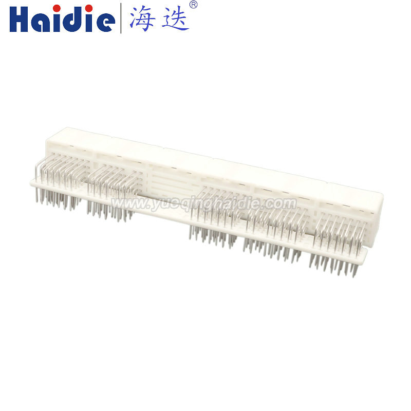 Auto connector 6318813-3