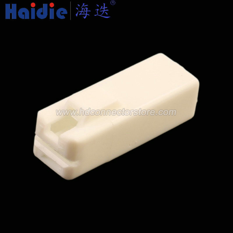 Auto connector HD017B-6.3-21