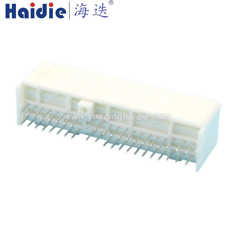 Auto connector MG643911