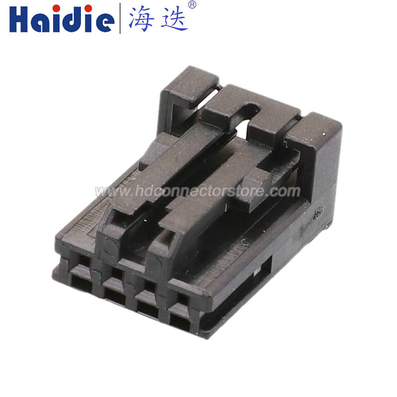Auto Connector 0-936119-1