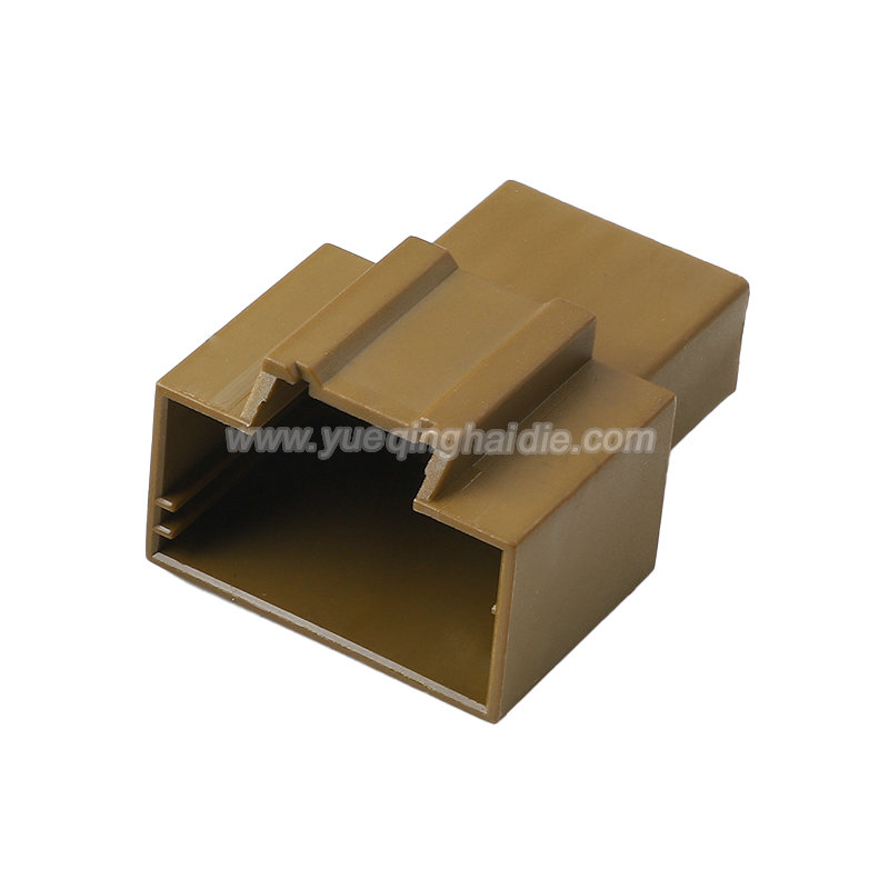Auto connector HD106-1.5-2.8-11
