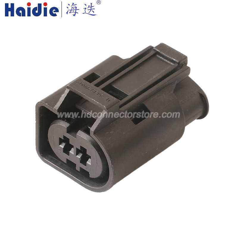 Auto connector 1897702-2