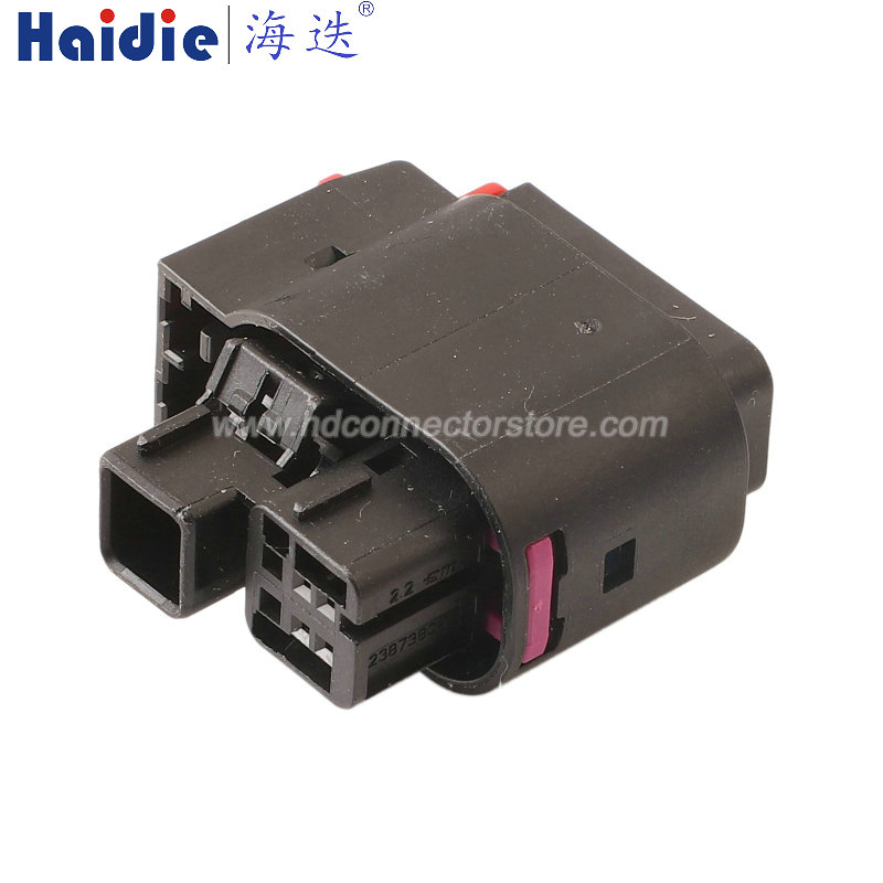 Auto connector 2397308-1