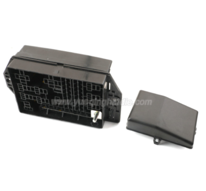 Fuse box without terminal BX3028
