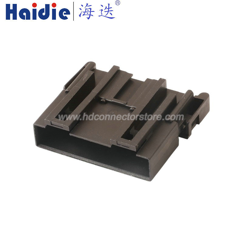 Auto connector 12041255