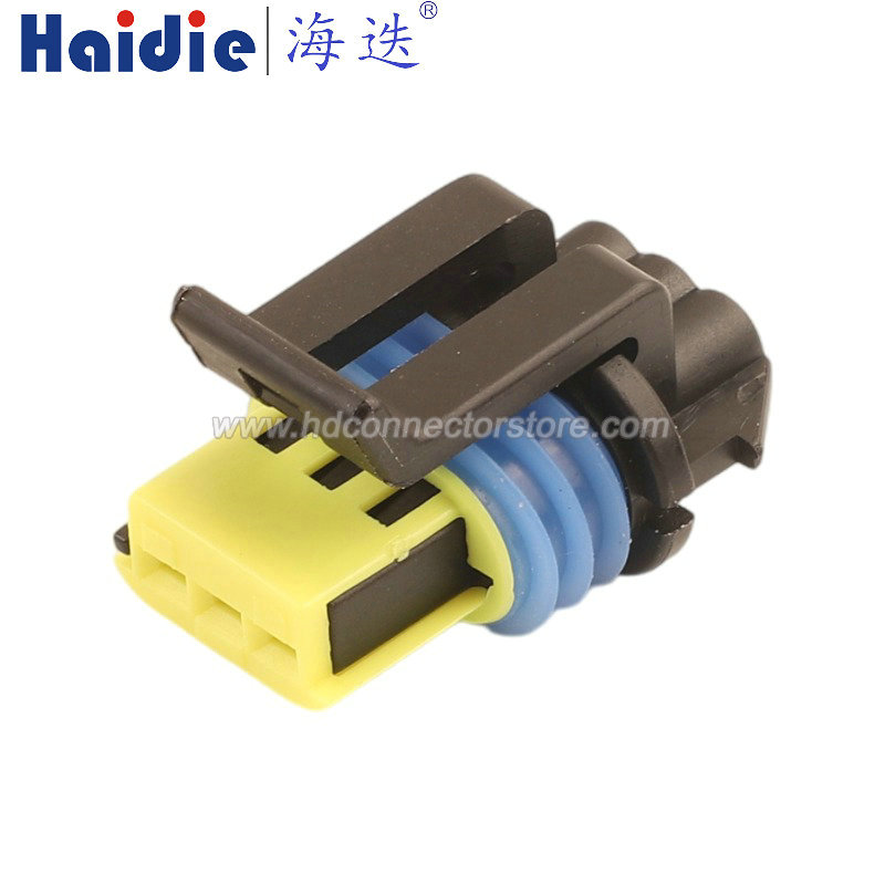 Auto connector 13788201