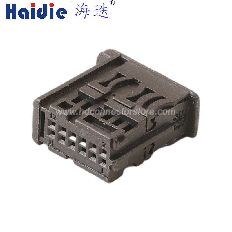 Auto connector 2312212-1