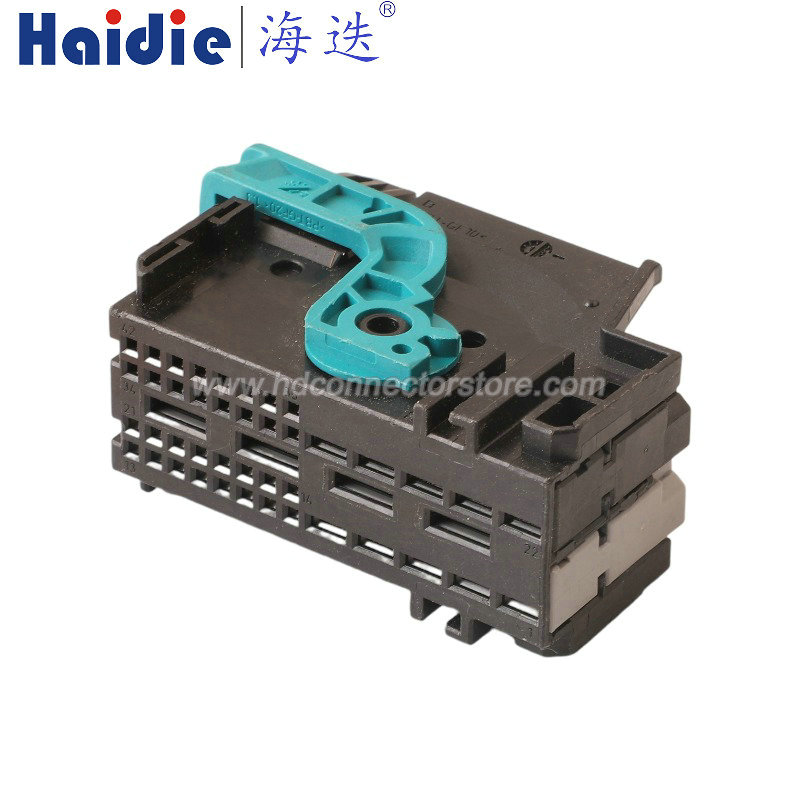 Auto connector 9387120/2289541-1/9387120-02/61139387120