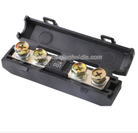Fuse box 37Z53-22020 BX2046