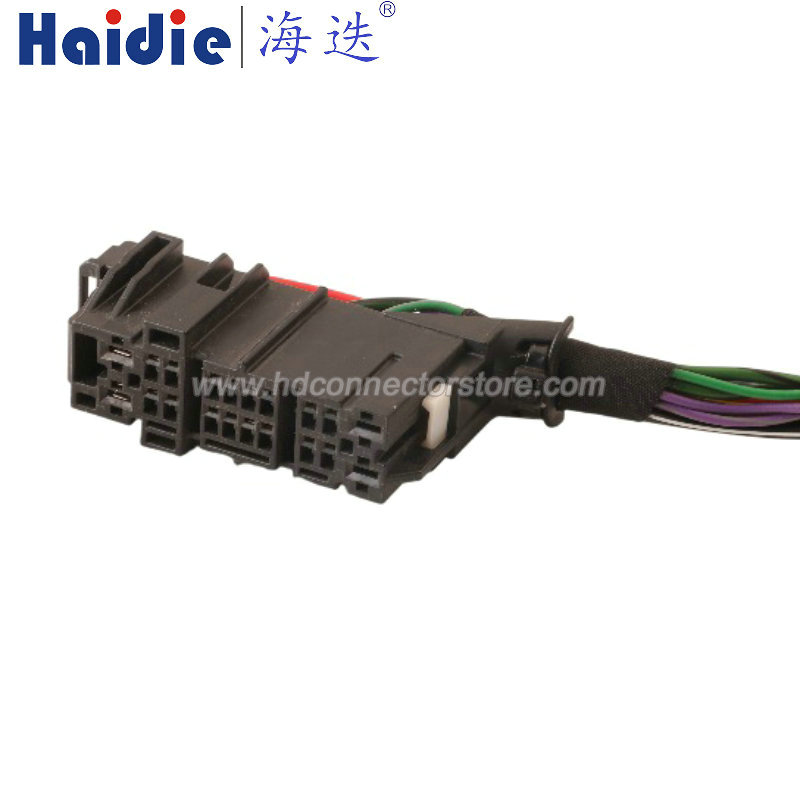 Auto connector HD208-0.6-2.8-21