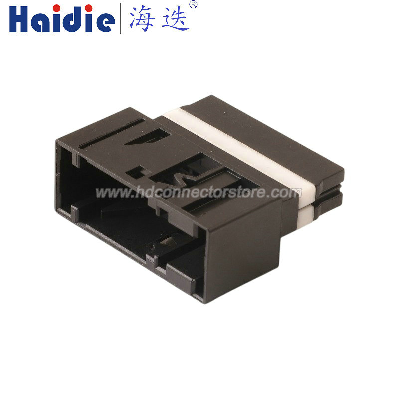 Auto connector HD264D-0.7-11