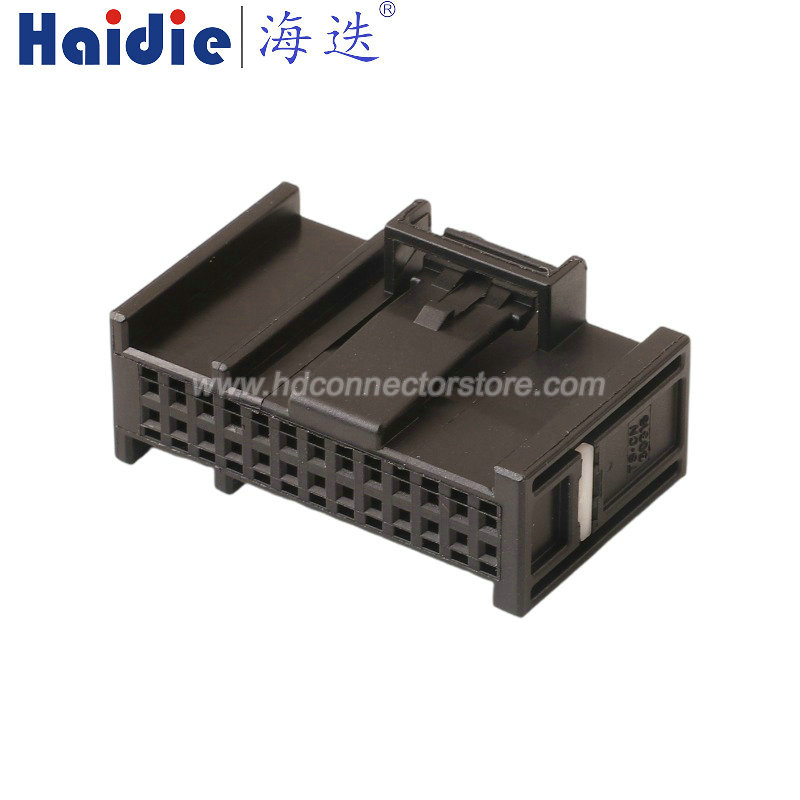 Auto connector HD264D-0.7-21