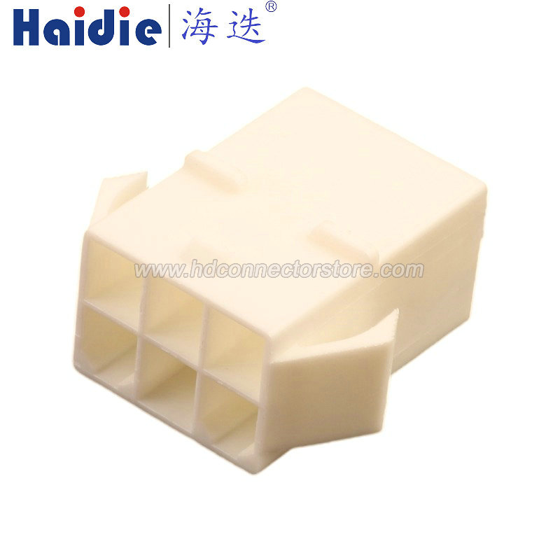 Auto connector MG620233