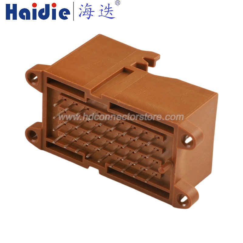 Auto connector 1-1670615-1