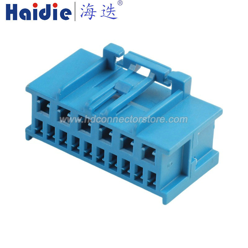 Auto connector 13869585