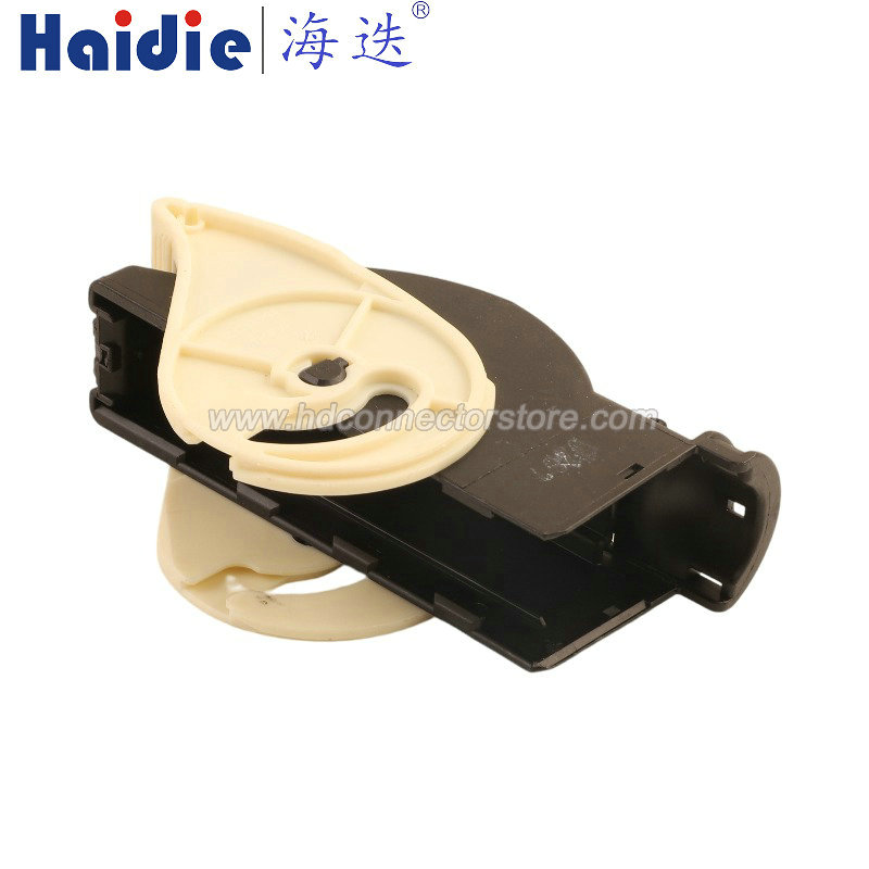 Cover 13969664