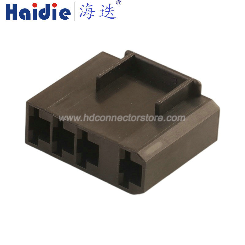Auto connector 520987-1
