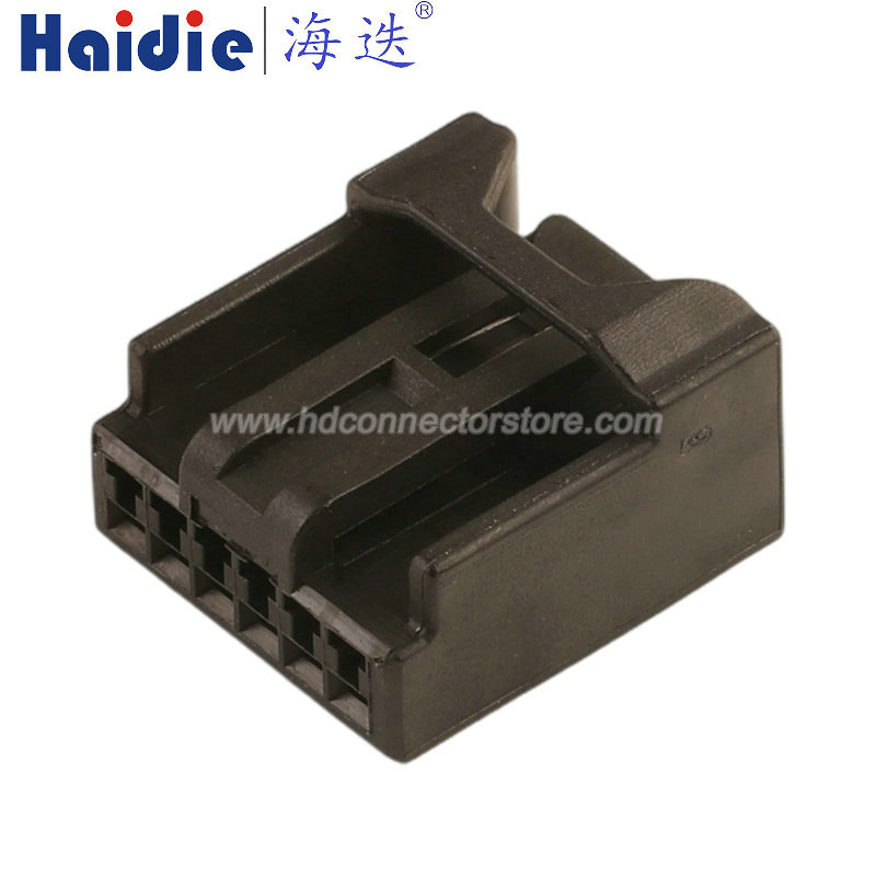 Auto connector 6098-2218