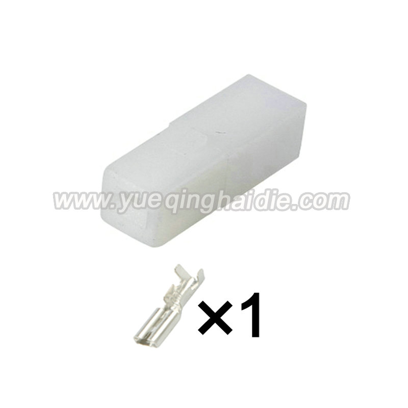 Auto connector 626062