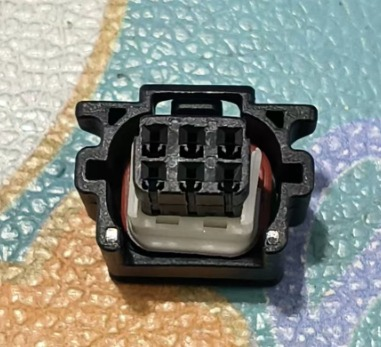Auto connector HD0621-0.6-21TS