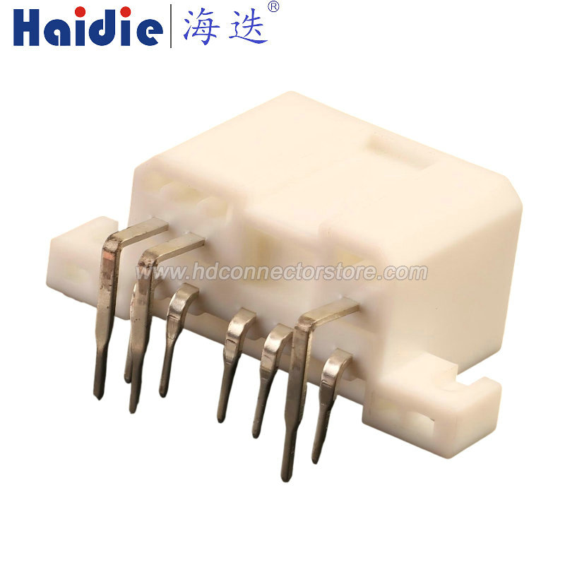 Auto Connector MG640861