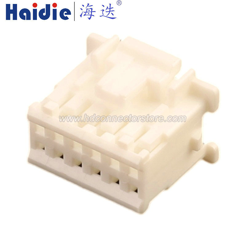 Auto Connector PADP-12V-1-Ssimplified version