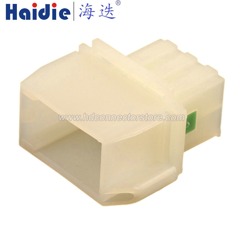 Auto connector HD067M-2.8-11W