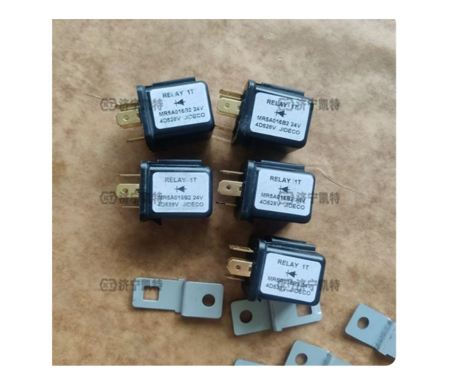 Komatsu Excavator 24V Relay 569-06-61960, 5-Pin MR5 A016B2, Loader Parts