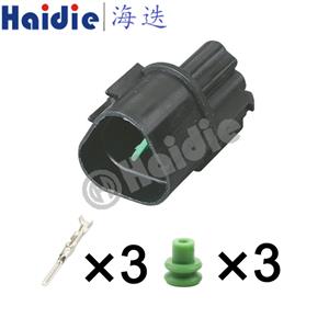 wiring connector  PB621-03020