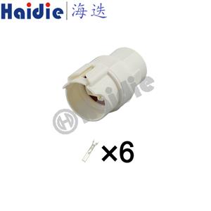 wiring connector  MG610174