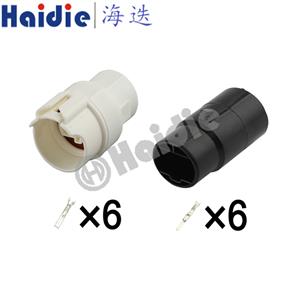 wiring connector    MG610173 MG610174