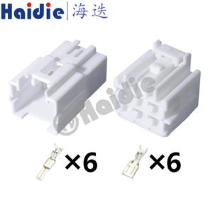 wiring connector   6098-1716/MG653992 6098-2211