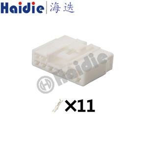 wiring connector 7283-1110/MG651350