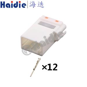 wiring connector  MG645128