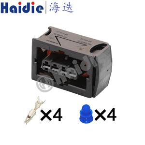 4pin   wiring connector   HD046K-3.5-21  15432641/15397339