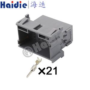 Auto connector 1-967630-2/967635-1