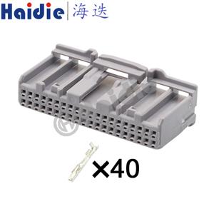 automotive connector and terminal  1379671-2