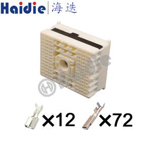 automotive connector and terminal 7123-1567