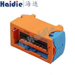 Auto connector 211PC209S3055