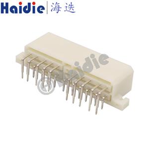 Auto connector 171367-1